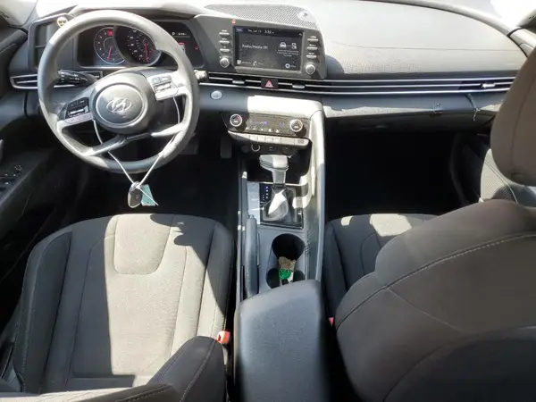 KMHLM4AG6PU458497 2023 HYUNDAI ELANTRA - Image 8