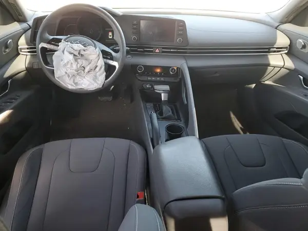 KMHLM4AG6PU465059 2023 HYUNDAI ELANTRA - Image 8