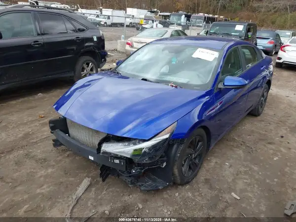 KMHLM4AG6PU466275 2023 HYUNDAI ELANTRA - Image 2