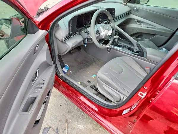 KMHLM4AG6PU467619 2023 HYUNDAI ELANTRA - Image 8