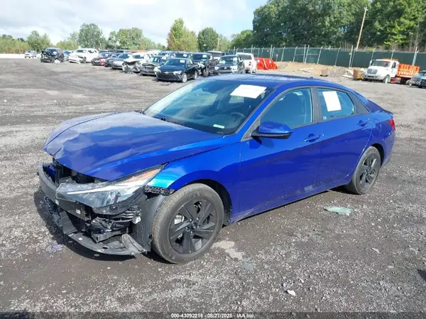 KMHLM4AG6PU469516 2023 HYUNDAI ELANTRA - Image 2