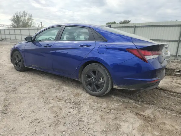KMHLM4AG6PU471122 2023 HYUNDAI ELANTRA - Image 2