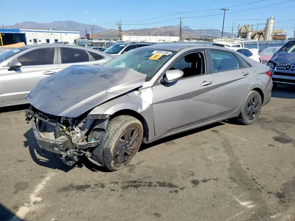 KMHLM4AG6PU494996 2023 HYUNDAI ELANTRA - Image 1