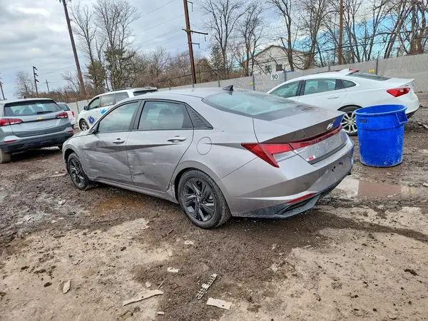KMHLM4AG6PU512977 2023 HYUNDAI ELANTRA - Image 2