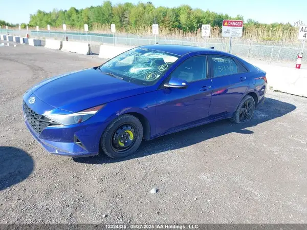 KMHLM4AG6PU513742 2023 HYUNDAI ELANTRA - Image 2