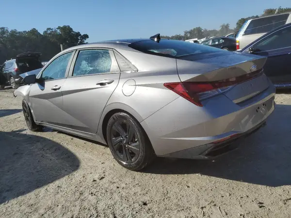 KMHLM4AG6PU523719 2023 HYUNDAI ELANTRA - Image 2