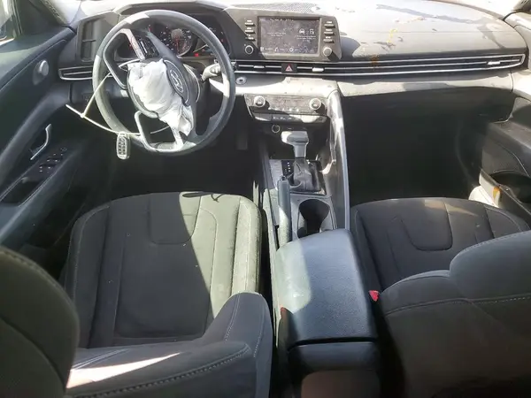 KMHLM4AG6PU530198 2023 HYUNDAI ELANTRA - Image 8