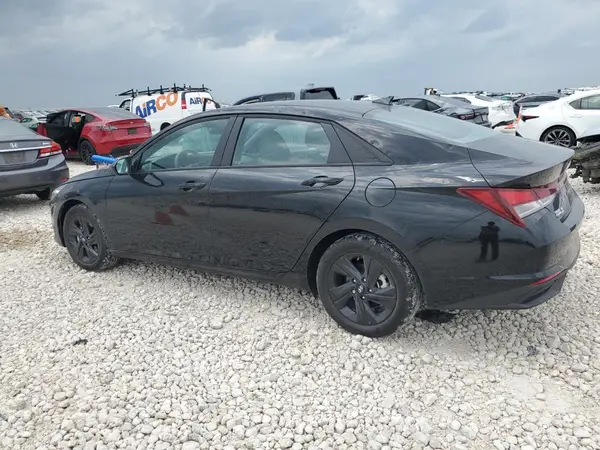 KMHLM4AG6PU531707 2023 HYUNDAI ELANTRA - Image 2