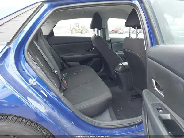 KMHLM4AG6PU532713 2023 HYUNDAI ELANTRA - Image 8