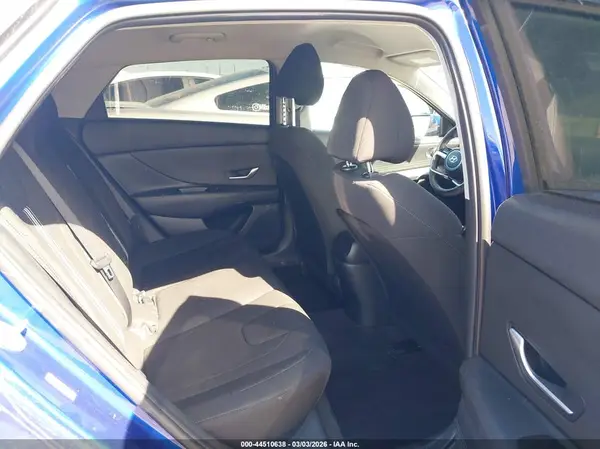 KMHLM4AG6PU542433 2023 HYUNDAI ELANTRA - Image 8