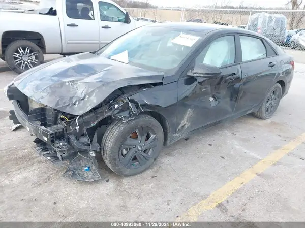 KMHLM4AG6PU562309 2023 HYUNDAI ELANTRA - Image 2