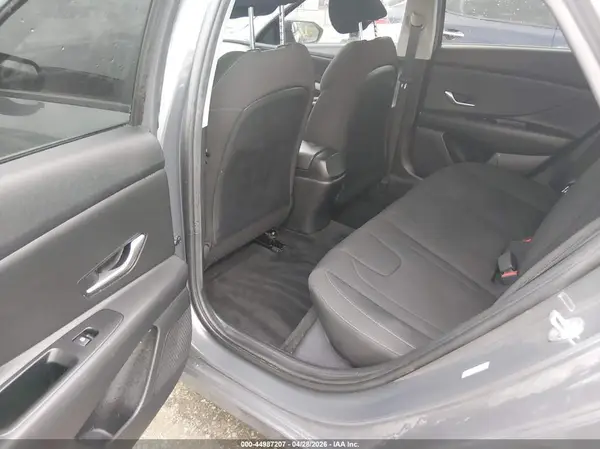 KMHLM4AG6PU564562 2023 HYUNDAI ELANTRA - Image 8
