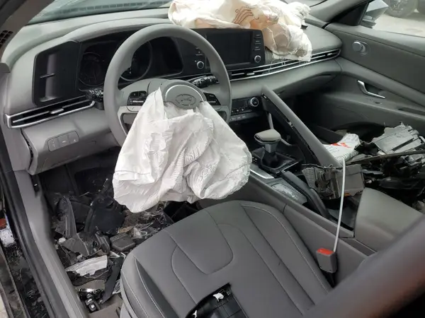 KMHLM4AG6PU571155 2023 HYUNDAI ELANTRA - Image 8
