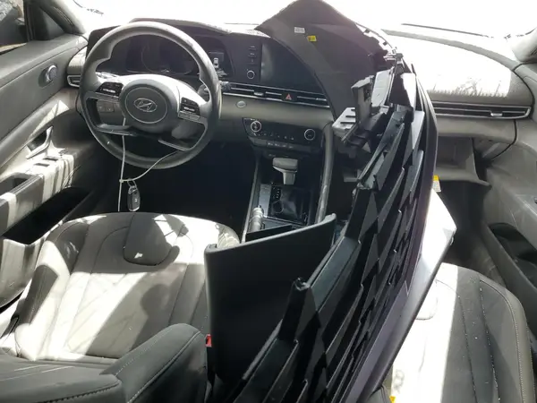 KMHLM4AG6PU577134 2023 HYUNDAI ELANTRA - Image 8