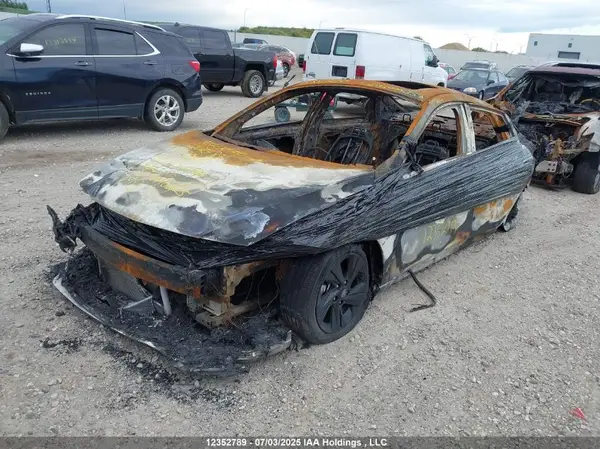 KMHLM4AG6PU579658 2023 HYUNDAI ELANTRA - Image 2