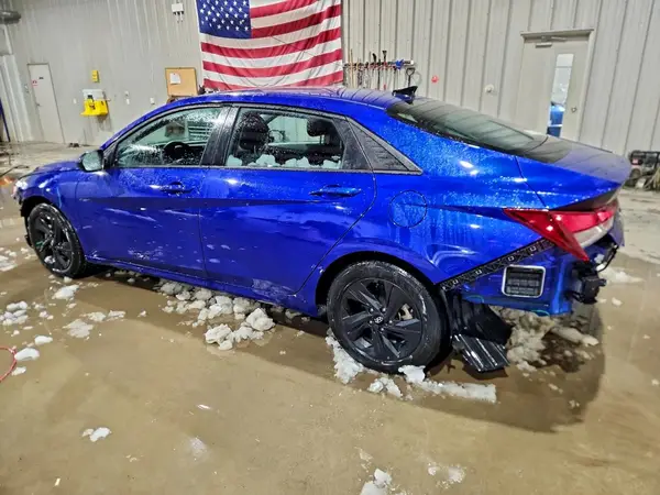 KMHLM4AG6PU581443 2023 HYUNDAI ELANTRA - Image 2