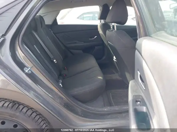 KMHLM4AG6PU585282 2023 HYUNDAI ELANTRA - Image 8