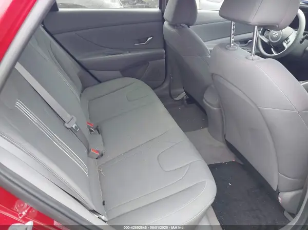 KMHLM4AG6PU588571 2023 HYUNDAI ELANTRA - Image 8