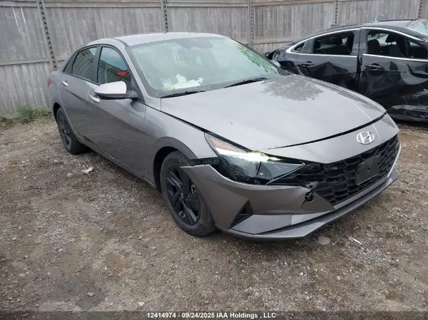 KMHLM4AG6PU588702 2023 HYUNDAI ELANTRA - Image 1