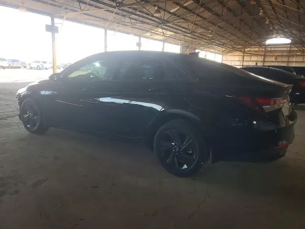 KMHLM4AG6PU591051 2023 HYUNDAI ELANTRA - Image 2