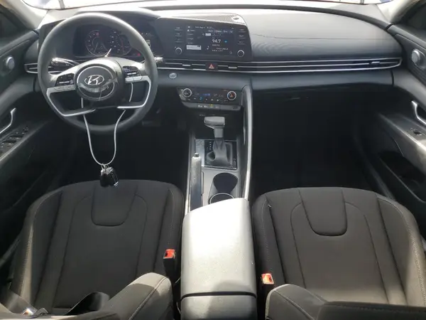 KMHLM4AG6PU592670 2023 HYUNDAI ELANTRA - Image 8