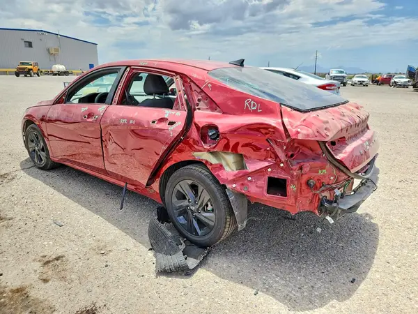 KMHLM4AG6PU600525 2023 HYUNDAI ELANTRA - Image 2