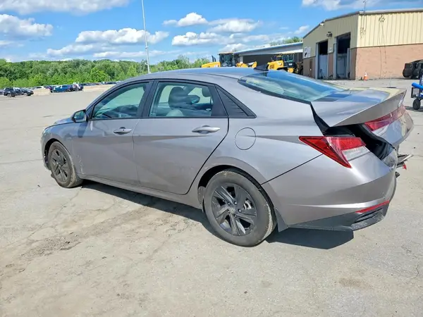 KMHLM4AG6PU600718 2023 HYUNDAI ELANTRA - Image 2