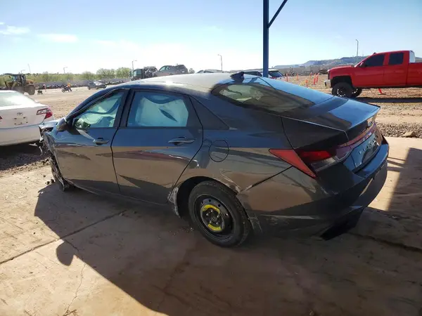 KMHLM4AG6PU602176 2023 HYUNDAI ELANTRA - Image 2