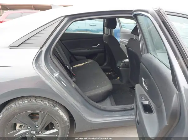 KMHLM4AG6PU603800 2023 HYUNDAI ELANTRA - Image 8