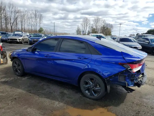 KMHLM4AG6PU604249 2023 HYUNDAI ELANTRA - Image 2