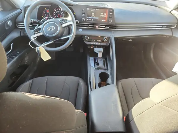 KMHLM4AG6PU604543 2023 HYUNDAI ELANTRA - Image 8