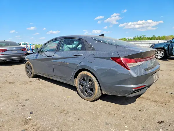 KMHLM4AG6PU607989 2023 HYUNDAI ELANTRA - Image 2