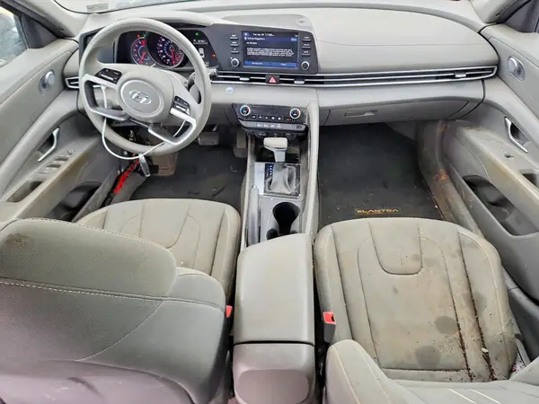 KMHLM4AG6PU607989 2023 HYUNDAI ELANTRA - Image 8