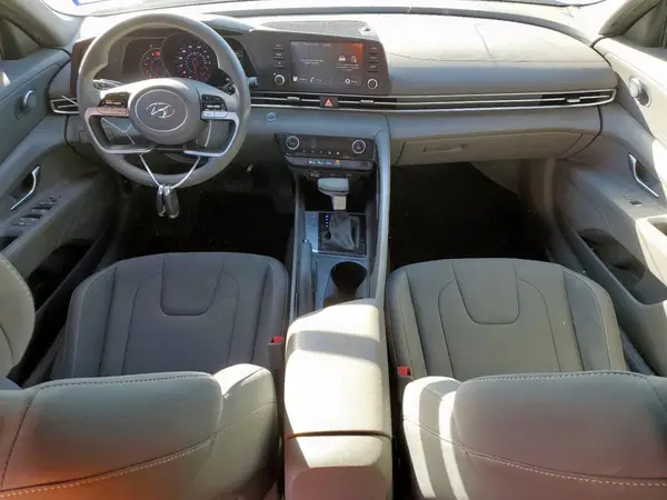 KMHLM4AG6PU610195 2023 HYUNDAI ELANTRA - Image 8