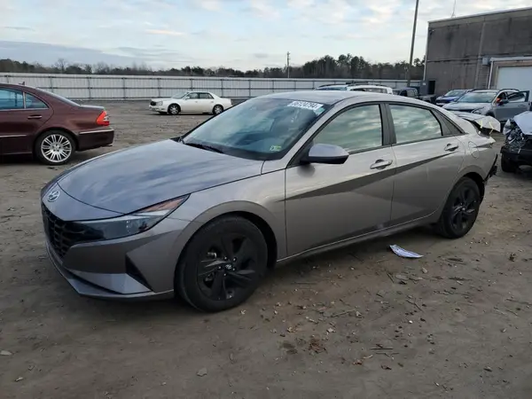 KMHLM4AG6PU619530 2023 HYUNDAI ELANTRA - Image 1