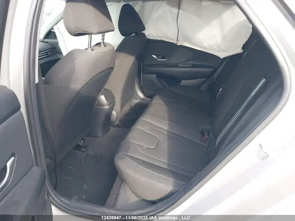 KMHLM4AG6PU623979 2023 HYUNDAI ELANTRA - Image 8