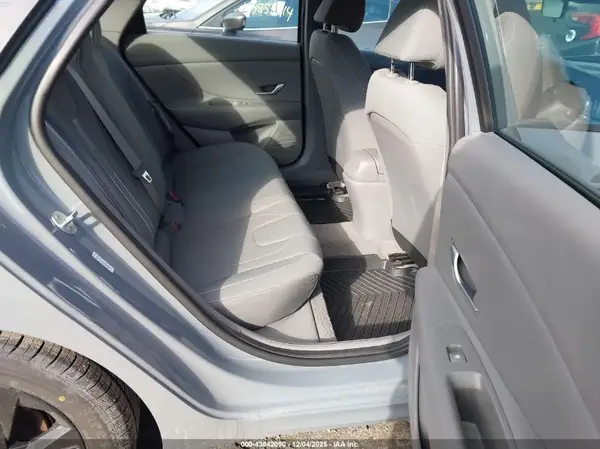 KMHLM4AG7MU066639 2021 HYUNDAI ELANTRA - Image 8