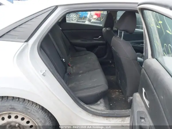 KMHLM4AG7MU092173 2021 HYUNDAI ELANTRA - Image 8