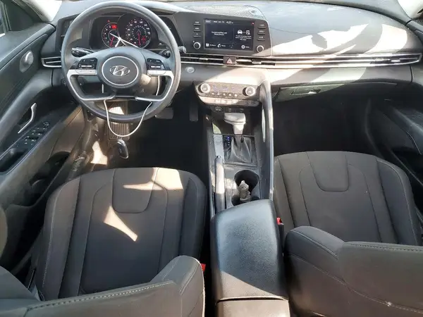 KMHLM4AG7MU093209 2021 HYUNDAI ELANTRA - Image 8
