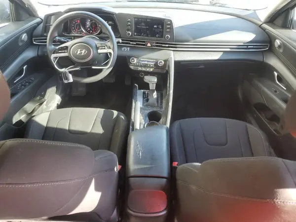 KMHLM4AG7MU095428 2021 HYUNDAI ELANTRA - Image 8