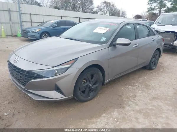 KMHLM4AG7MU104838 2021 HYUNDAI ELANTRA - Image 2