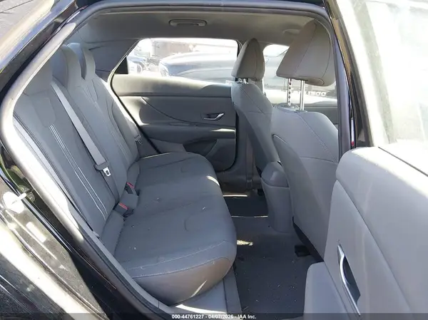 KMHLM4AG7MU122739 2021 HYUNDAI ELANTRA - Image 8