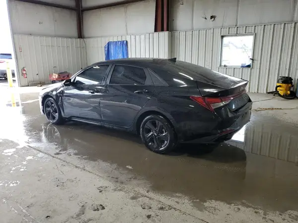 KMHLM4AG7MU141243 2021 HYUNDAI ELANTRA - Image 2