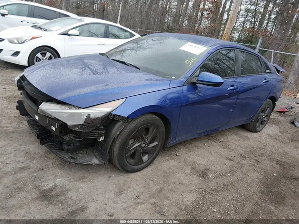 KMHLM4AG7MU158009 2021 HYUNDAI ELANTRA - Image 2