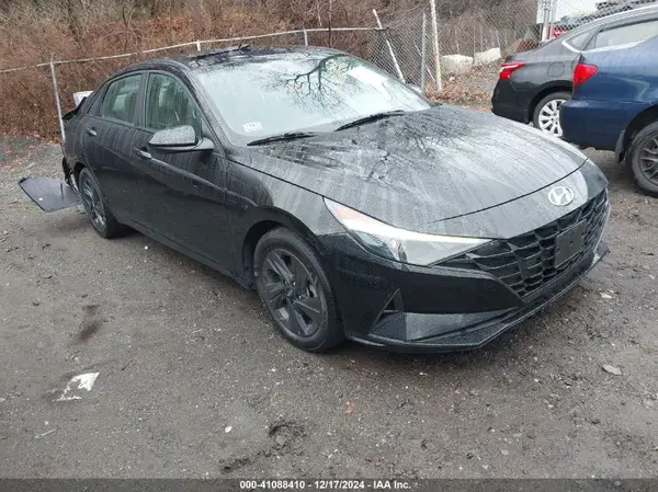 KMHLM4AG7MU178681 2021 HYUNDAI ELANTRA - Image 1