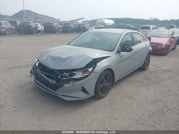 KMHLM4AG7MU183587 2021 HYUNDAI ELANTRA - Image 2