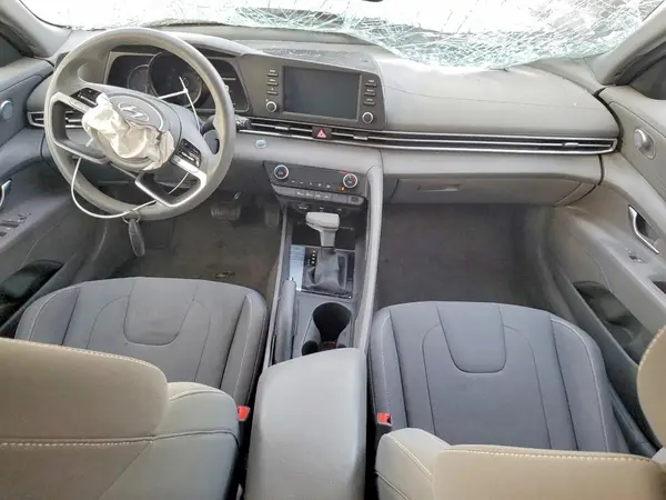 KMHLM4AG7MU194203 2021 HYUNDAI ELANTRA - Image 8