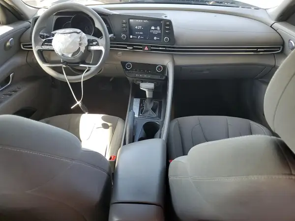 KMHLM4AG7MU200209 2021 HYUNDAI ELANTRA - Image 8