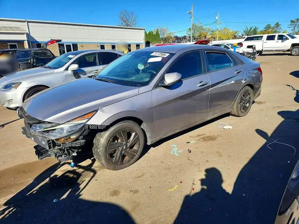 KMHLM4AG7MU212828 2021 HYUNDAI ELANTRA - Image 1