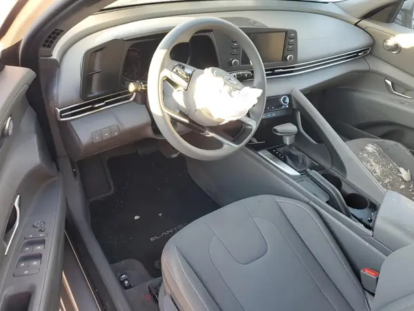 KMHLM4AG7NU224382 2022 HYUNDAI ELANTRA - Image 8